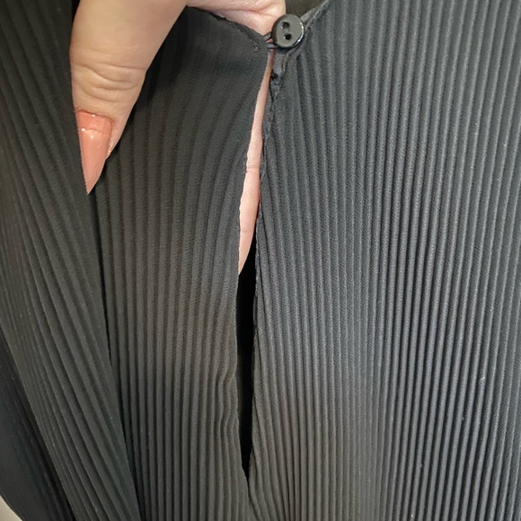 Zara mini, long sleeved romper - Picture 4 of 7